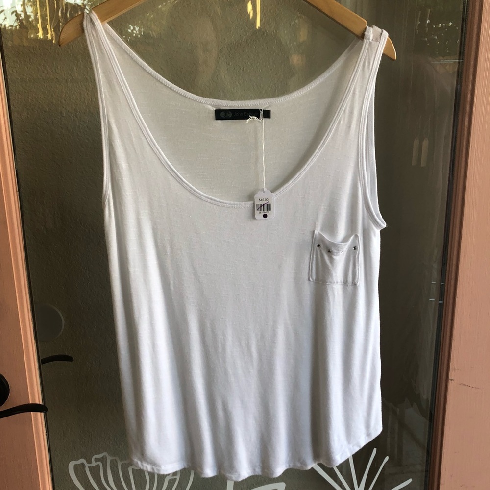 White tank top with rhinestone front pocket